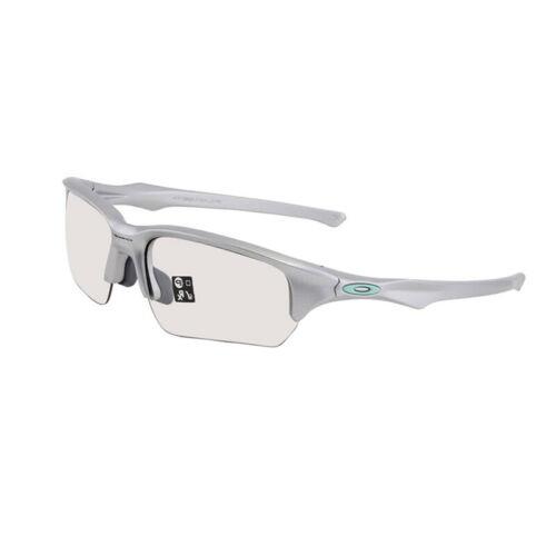 Oakley OO9372 10 Flak Beta Photochromic Men`s Wrap Sunglasses