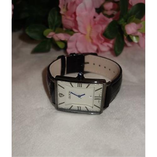 Croton Men`s Aristocrat Silver Dial Black Leather Watch CN307412