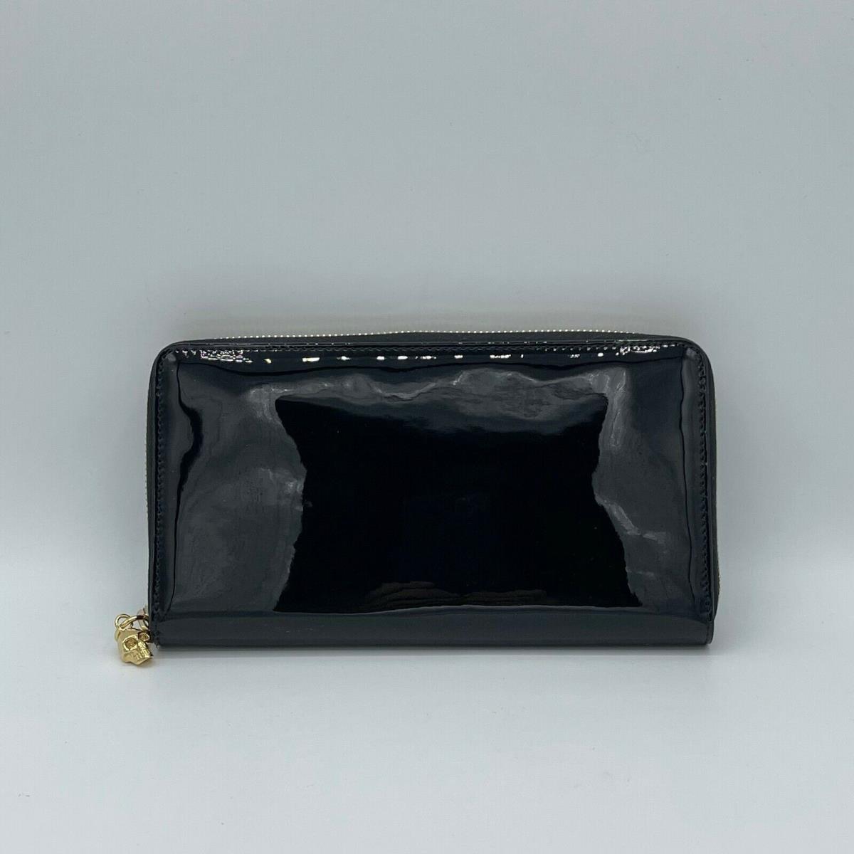 Alexander Mcqueen Black Patent Leather Zip Around Wallet 375282 DP00G 1000 N