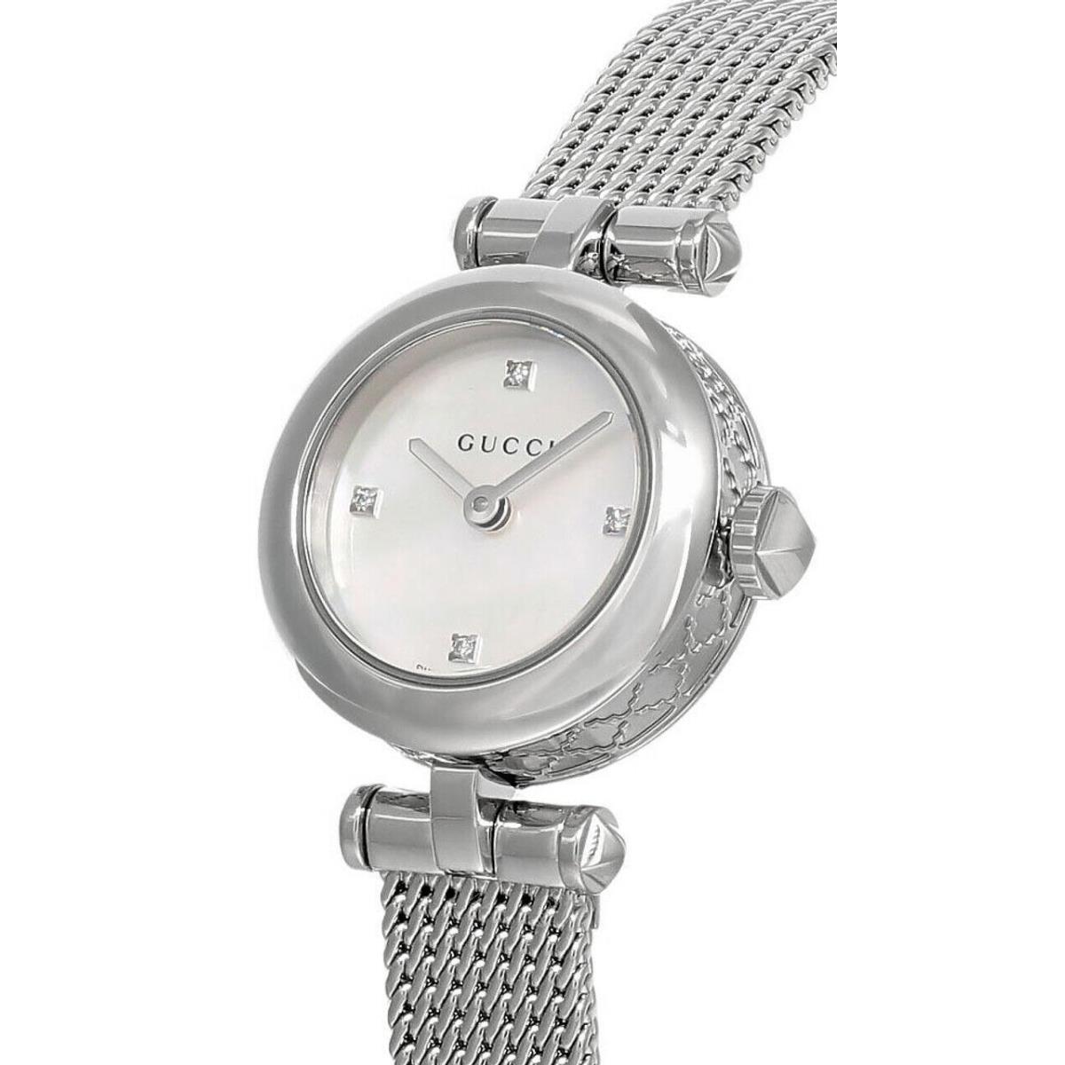 Gucci Diamantissima 22MM White Mop Mesh Strap Women`s Watch YA141512 - Dial: White Mother of Pearl, White, Band: Silver