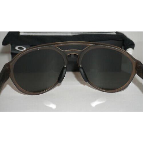 Oakley sunglasses  - Brown Frame, Black Lens 8