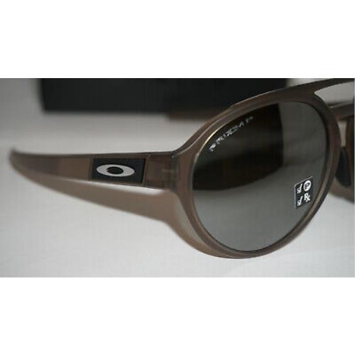 Oakley sunglasses  - Brown Frame, Black Lens 2