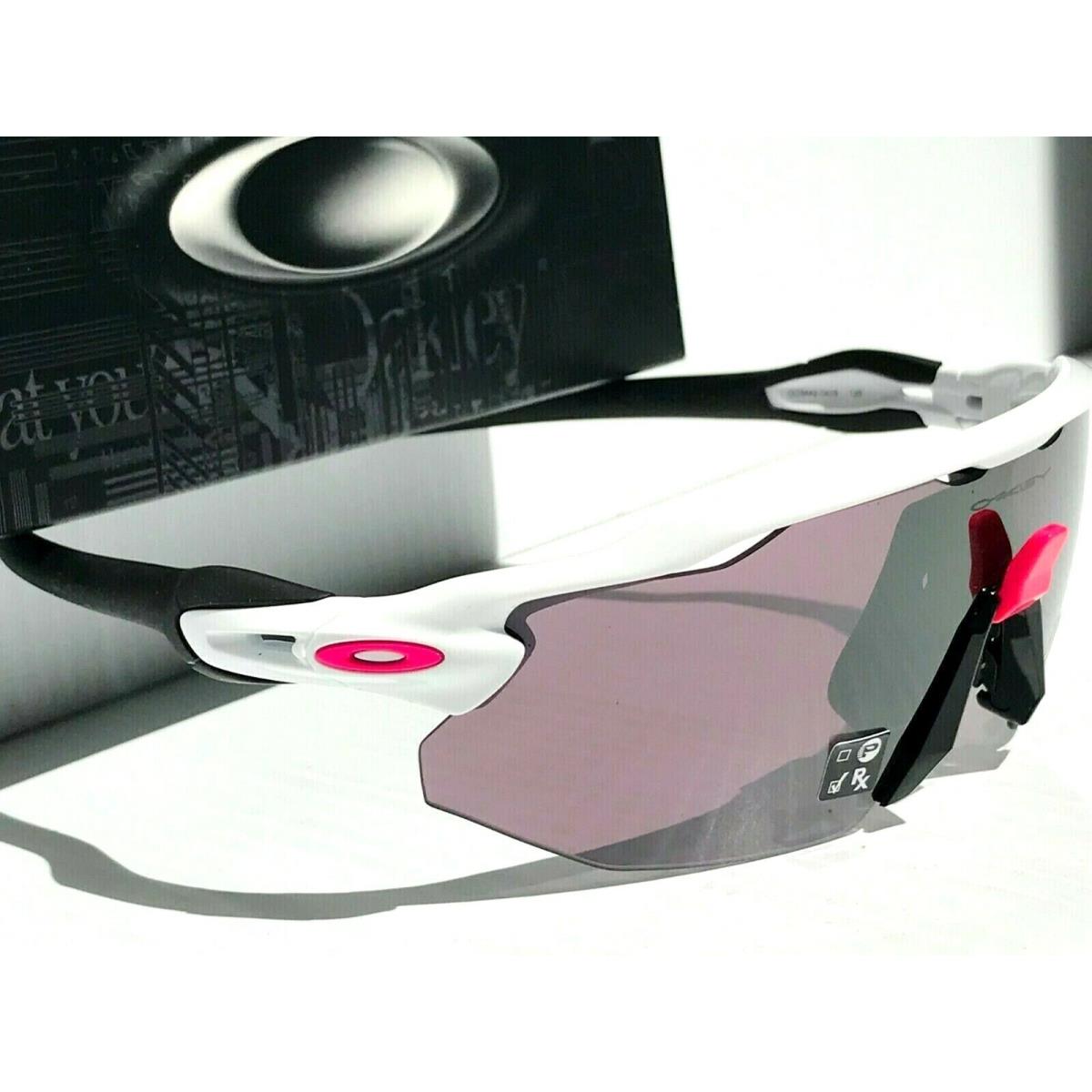 Oakley sunglasses Radar Advancer - White Frame, Road Black Lens