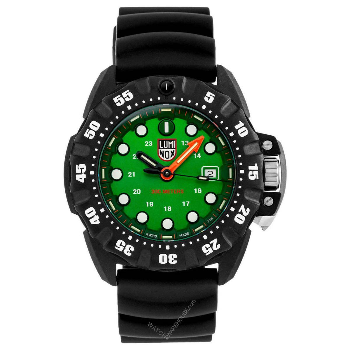 Luminox Scott Cassell Deep Dive 45MM Green Dial Men`s Watch XS.1567