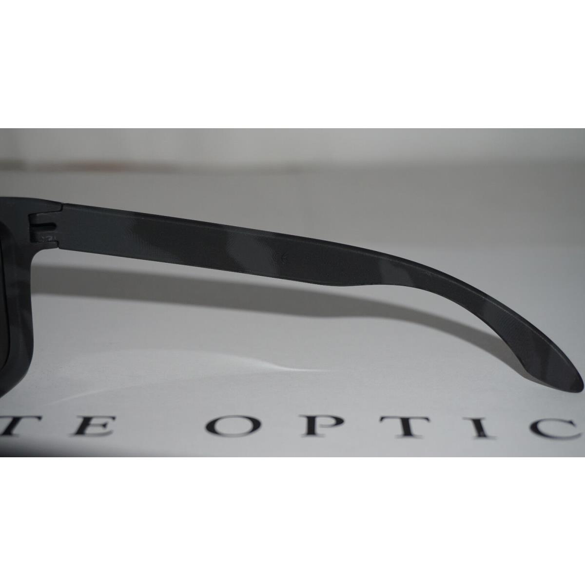 Oakley sunglasses  - Matte Grey Camo Frame, Prizm Jade Iridium Lens 7
