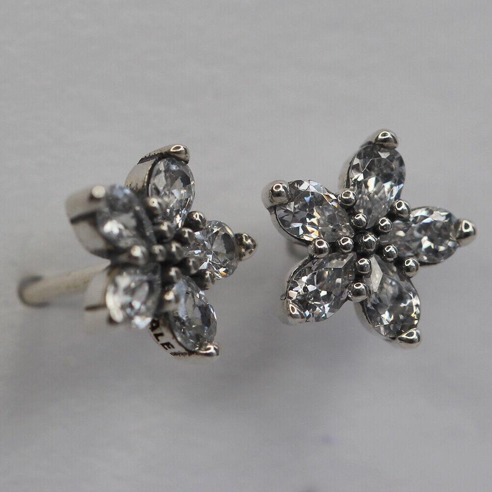 Pandora Earrings Sparkling Snowflake Stud 299239CO1 Suede Pouch