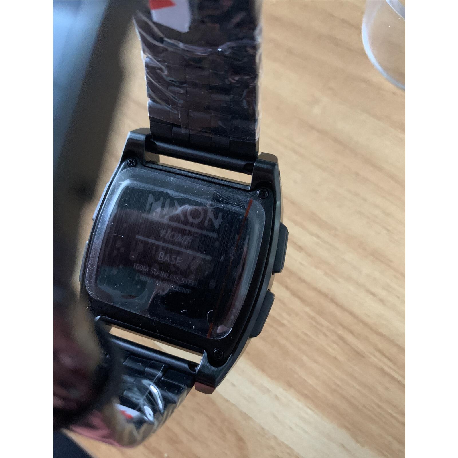 nixon base leather