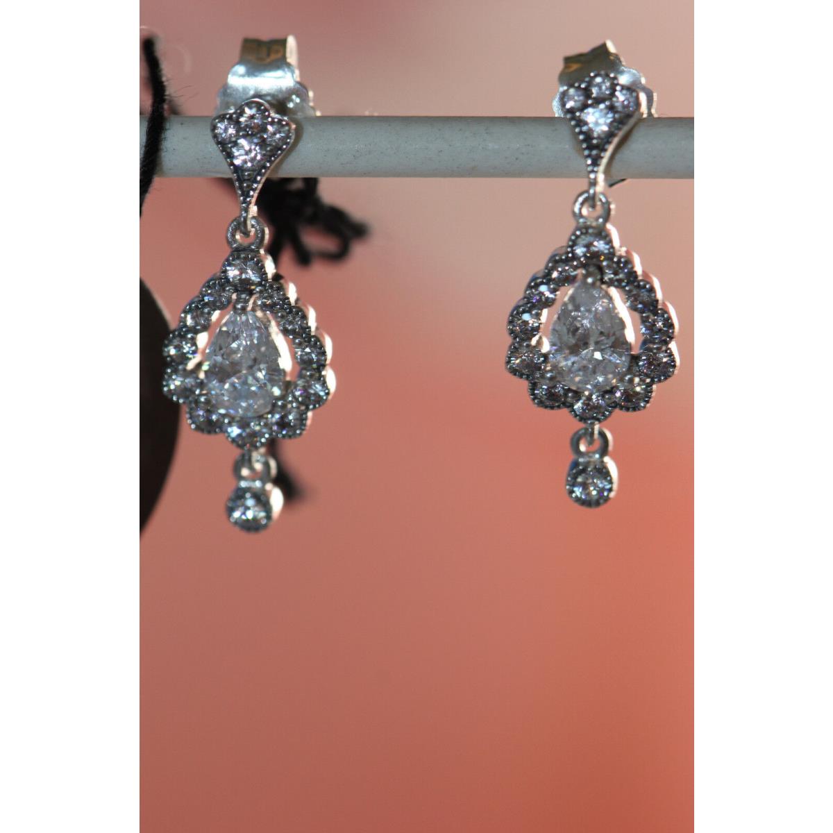 Pandora 2018 Heraldic Radiance Earrings 297714CZ Pouch