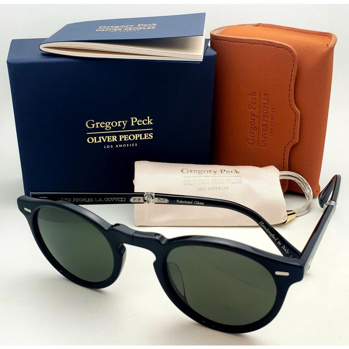 Oliver Peoples Gregory Peck 1962 Folding Sunglasses OV5456SU 1005P2 Black Grey