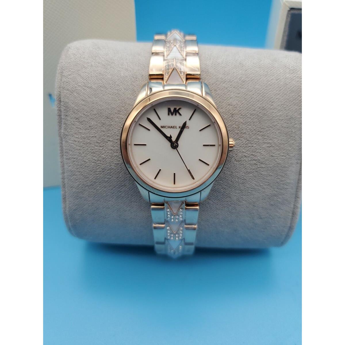 Michael Kors Women`s MK6674 Runway Mercer Rose Gold Stainless Steel Watch - Dial: Mother of Pearl, Band: Rose Gold, Bezel: Rose Gold