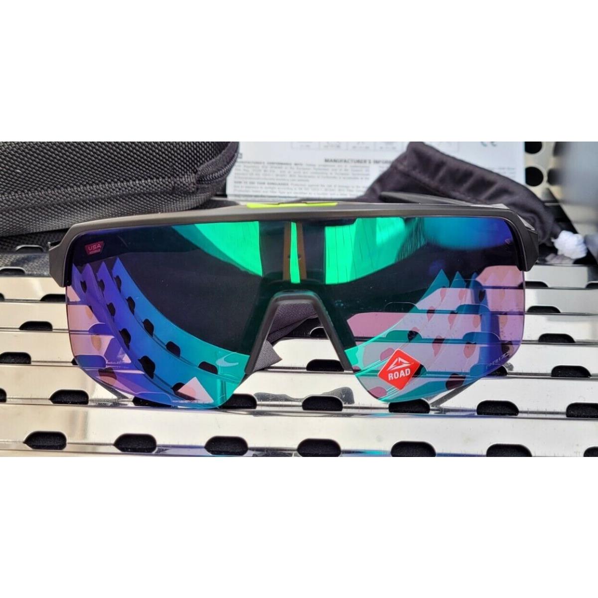 Oakley sunglasses outlet manufacturer