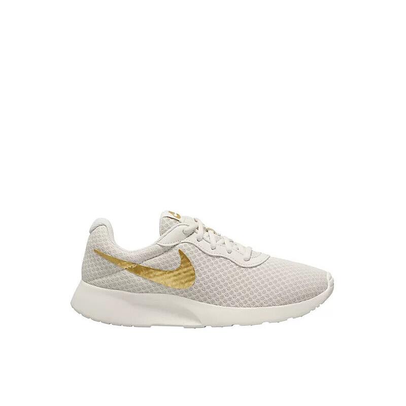 Nike Tanjun Womens Casual Shoes Athletic Sneaker White