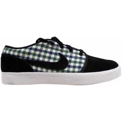 Nike Coast Classic SP Men`s Athletic Shoes 434414 Black