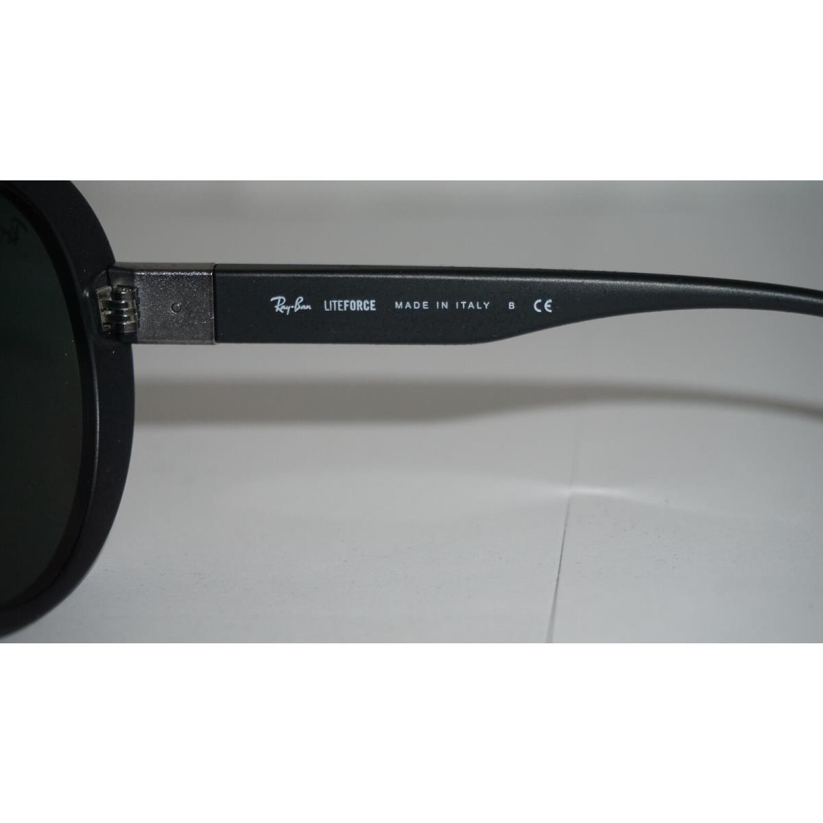 Ray-Ban sunglasses  - Black Frame, Green Classic Lens 5