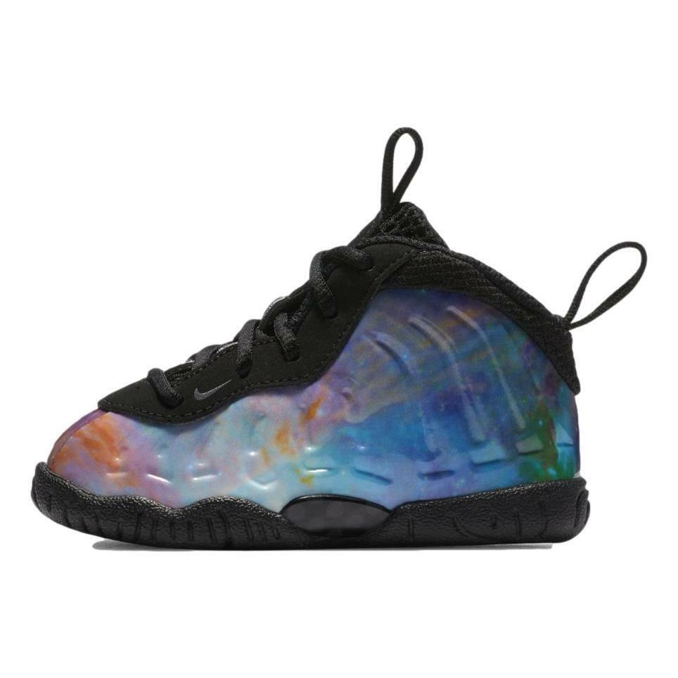 posite sneakers