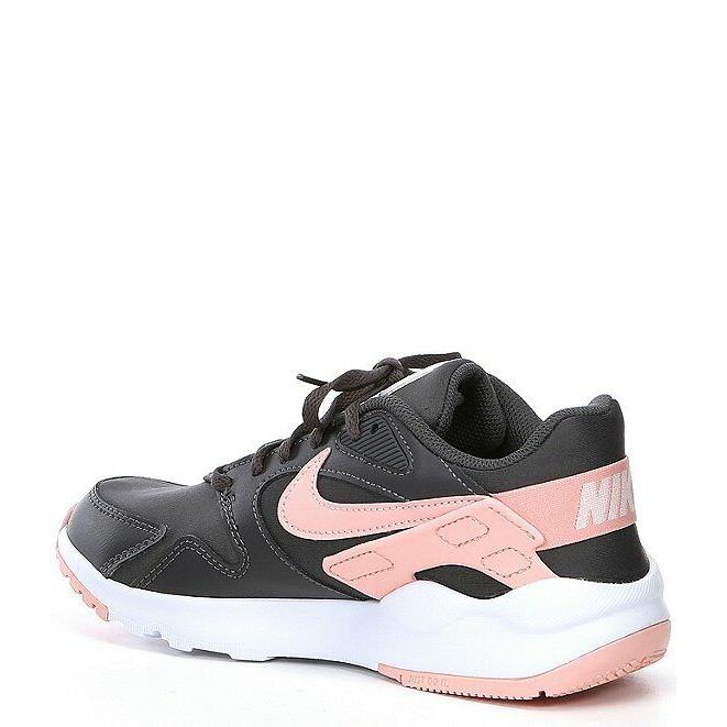 coral peach nike shoes