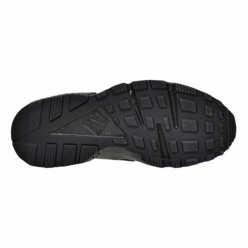 Nike shoes  - Black/Black 4