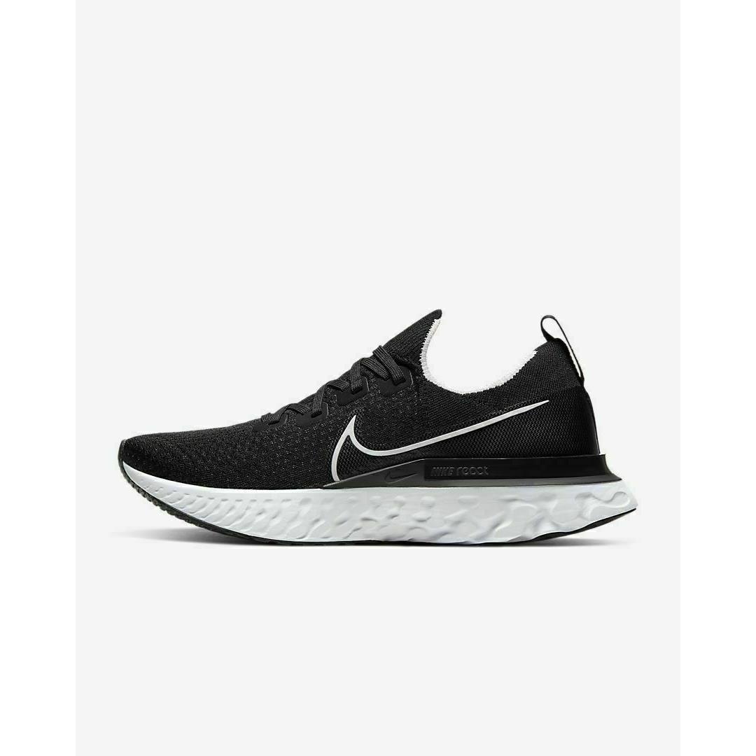 nike black and white running shoes men