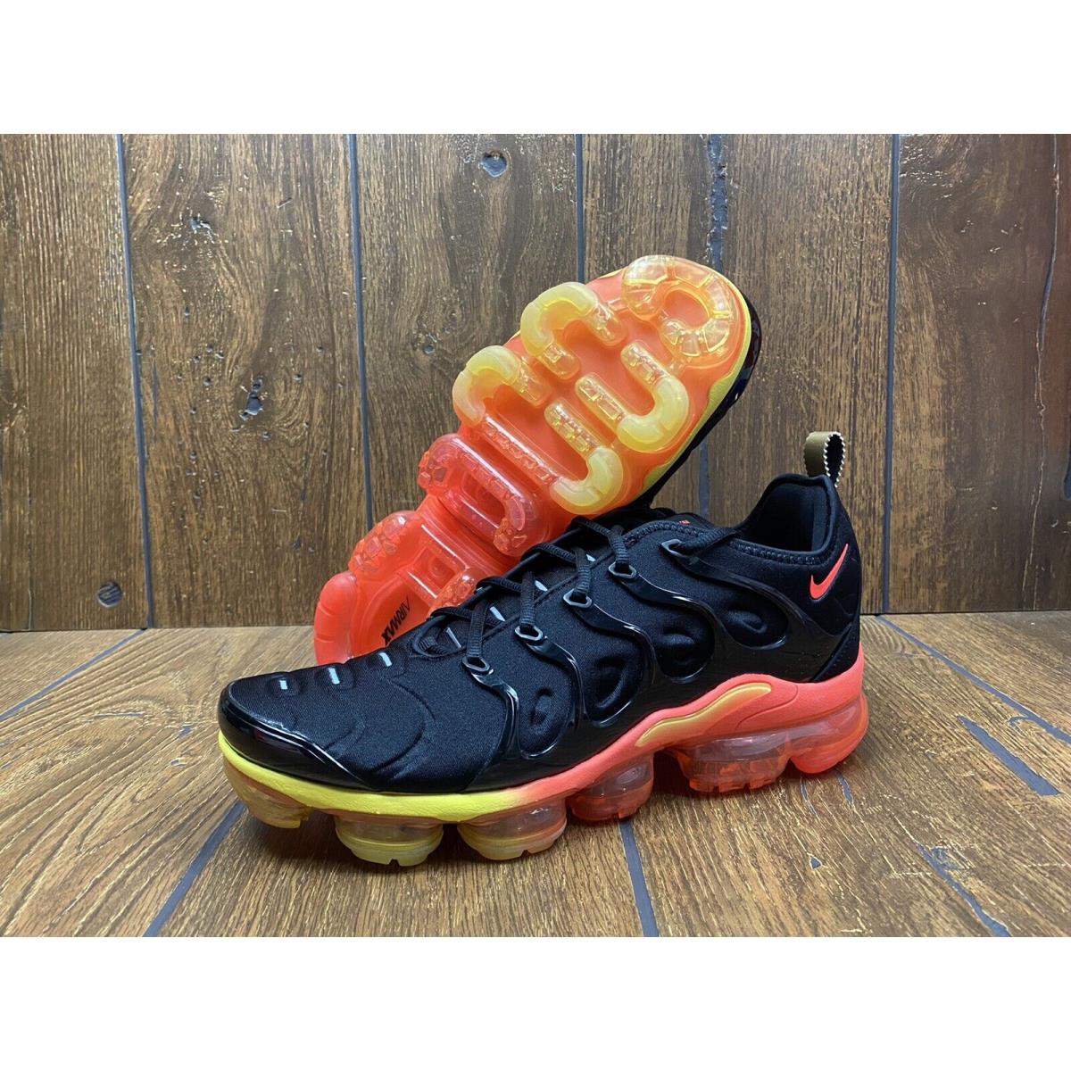 vapormax plus black sunset