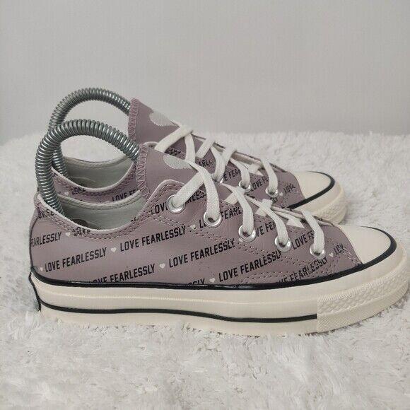 Converse shoes Love Fearlessly - Purple 1