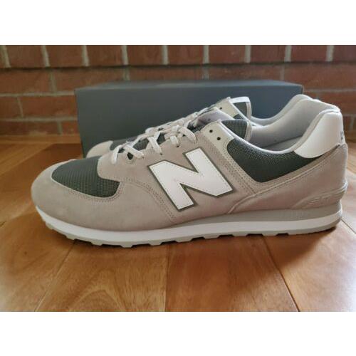 new balance size 18 mens