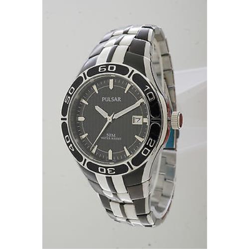 Pulsar PXH691 Men`s Dress Black Dial Date Two-tone Stainless Steel Watch
