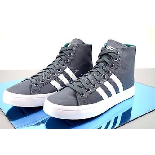 Adidas shoes Original - Dark Grey / White / Teal Green Interior of shoe 1