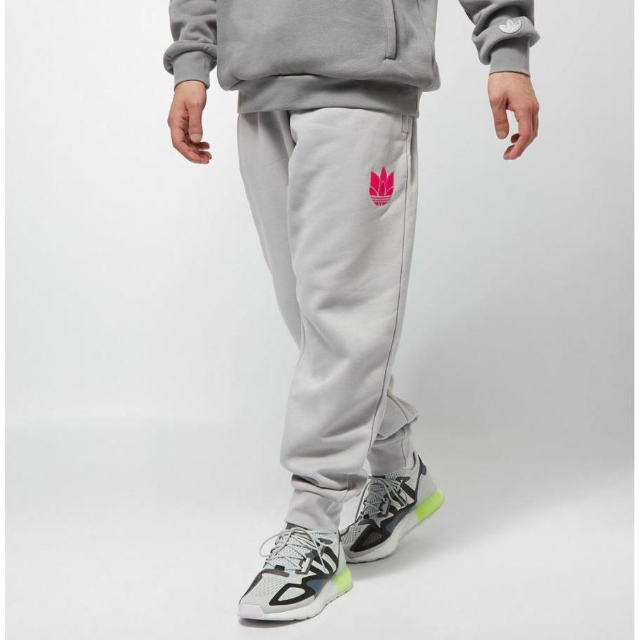 Men`s Adidas Originals 3D Trefoil Trefoil Sweat Pants Size Large GN4305