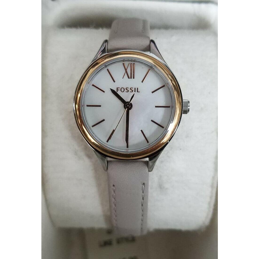 Fossil BQ3135 Suitor Mother of Pearl Dial Black Leather Strap Women`s Watch