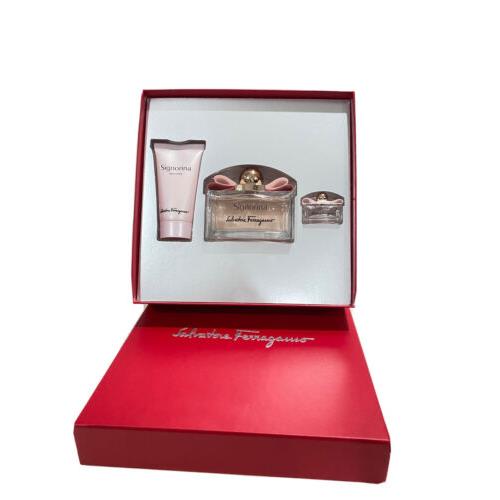 Salvatore Ferragamo Signorina 3pc Gift Set with 3.4+0.17oz Edp + 1.7