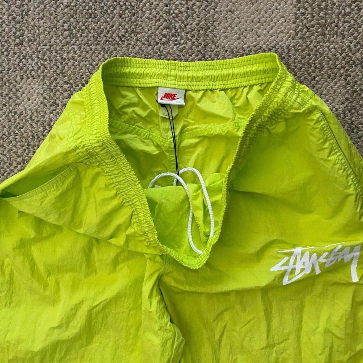 Nike clothing Sportswear - Green 3
