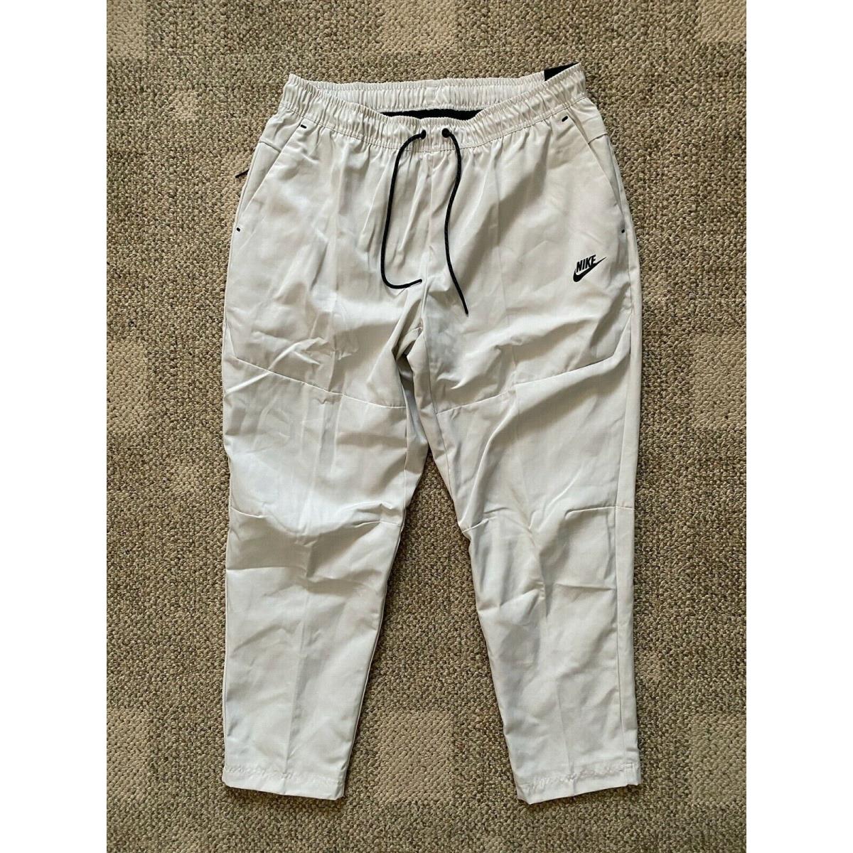 Men`s L Large Nike Sportswear Tech Repel Trousers Athletic Pants CU4487-072