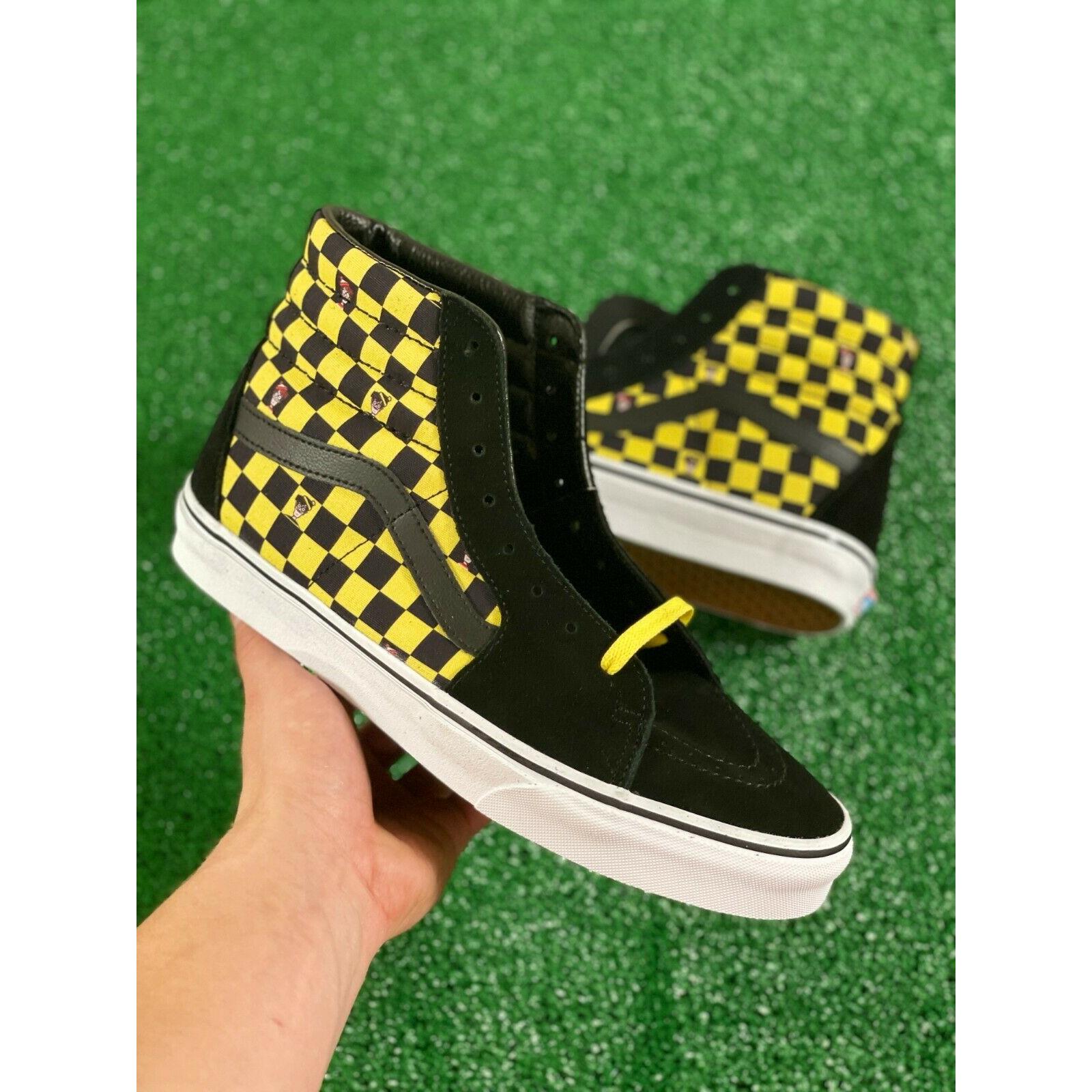 black and yellow vans mens