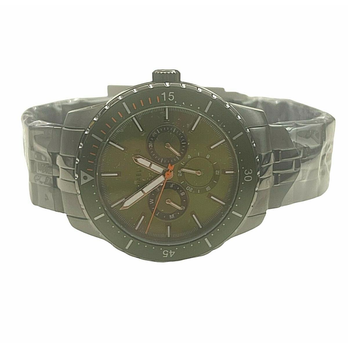 Michael Kors Men`s Watch Gunmetal Bracelet Green Dial Cunningham MK7158 - Dark Green Dial, Gunmetal Band
