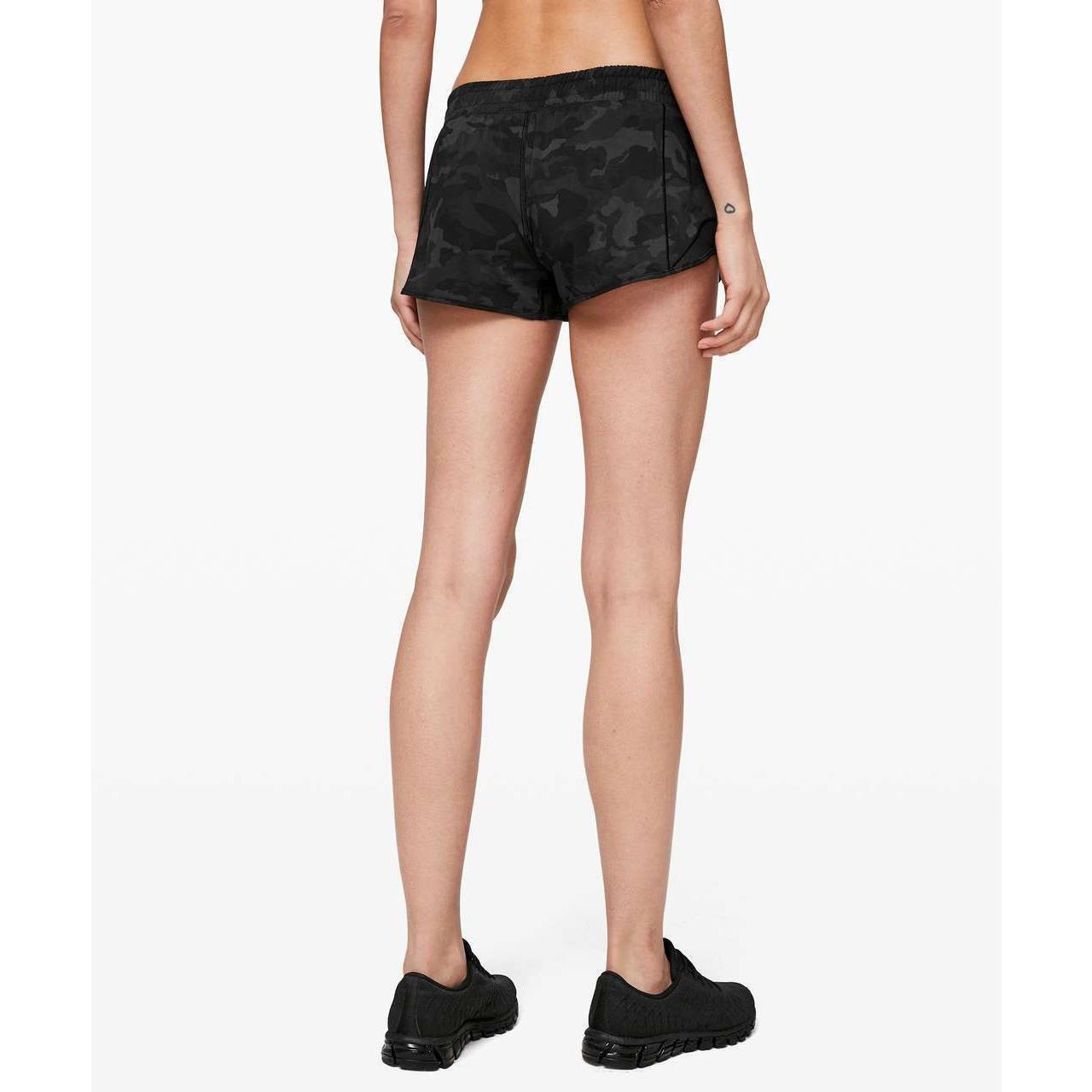 lululemon camo hotty hot shorts