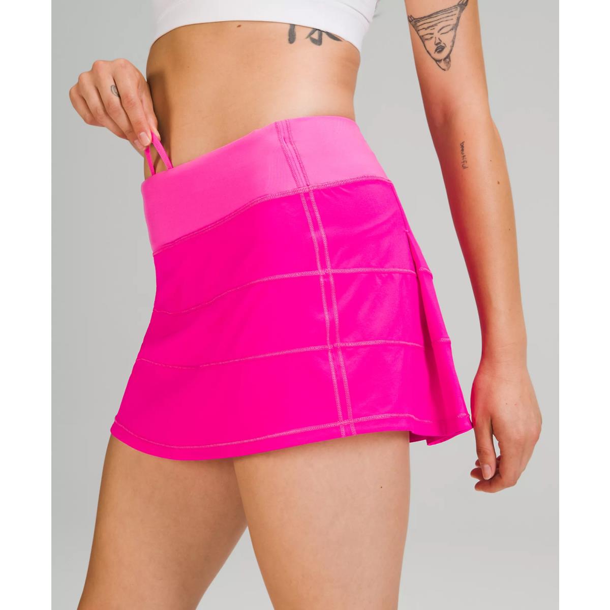 lululemon 2 inch shorts