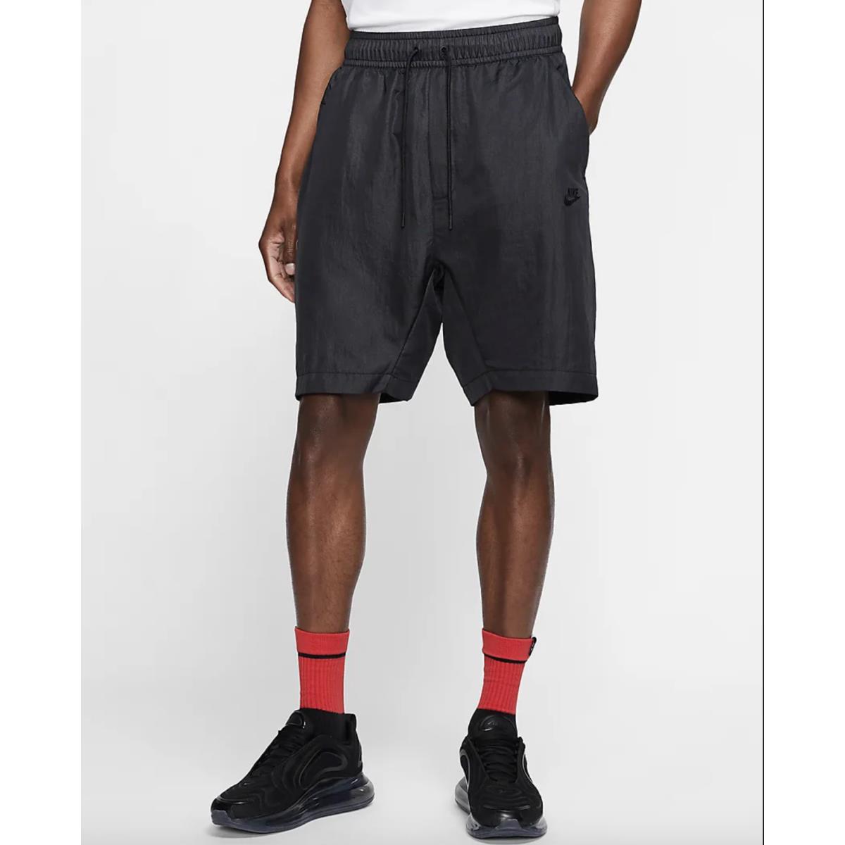 Nike Sportswear Tech Pack Woven Shorts Size M Pure Black AR3229 010 Sample