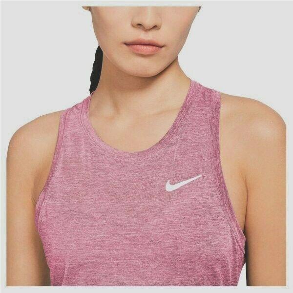 nike outfit pink