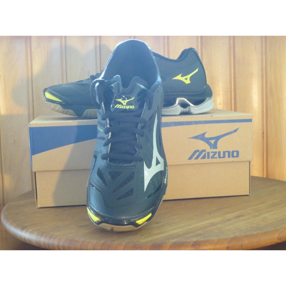 Mizuno Women`s Wave Lightning Z2 Volleyball Shoes Sneakers Sizes 6 6.5 11.5 Black