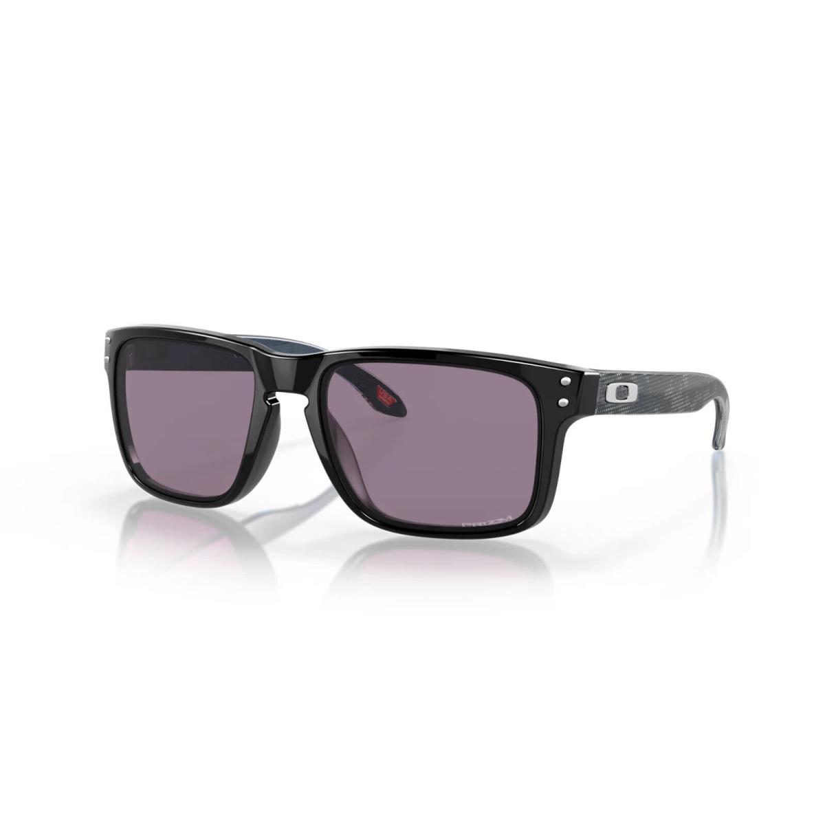 Oakley Holbrook Sunglasses OO9102-U655 Polished Black Frame W/ Prizm Grey Lens