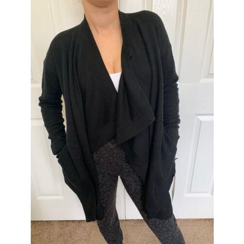Lululemon Size 4 Find Your Calm Wrap Black Blk Sweater Thumbholes Pockets Soft