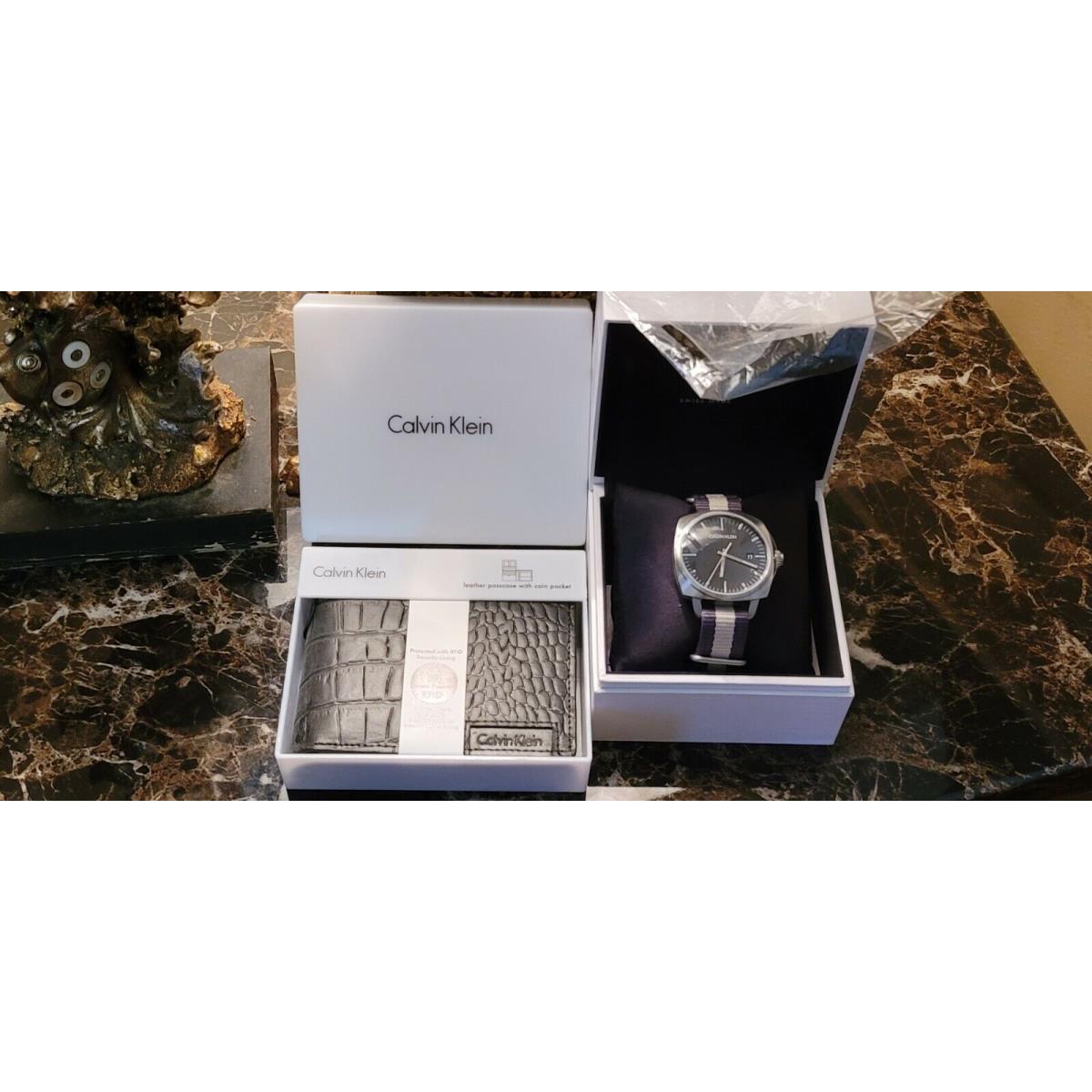 Calvin Klein Men`s Watch and Matching Wallet Bi-fold