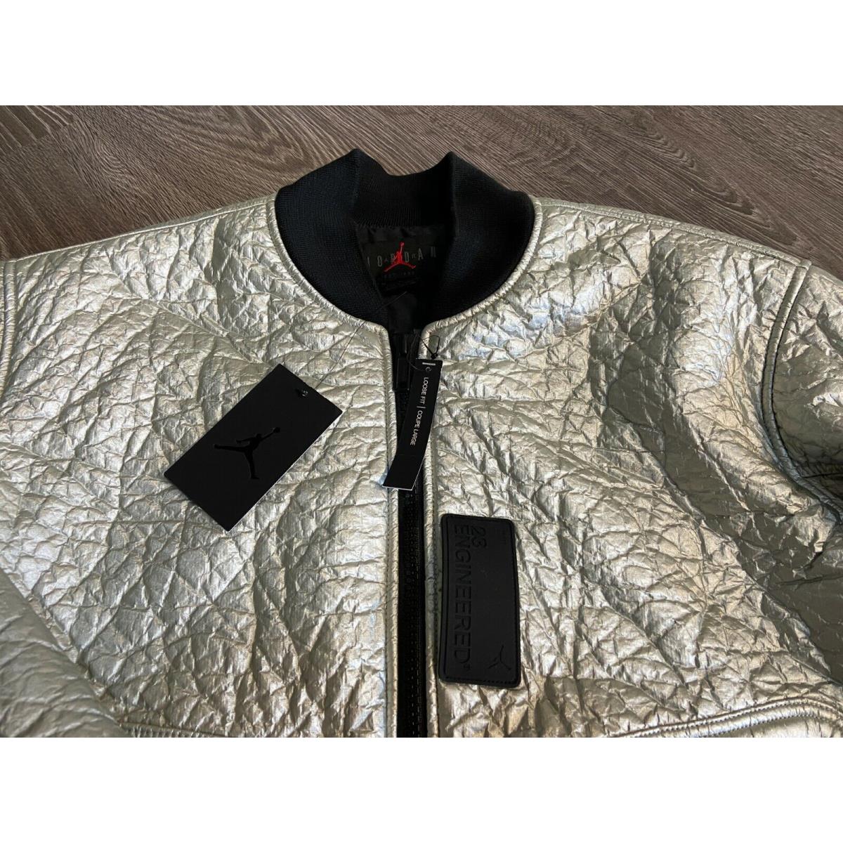 nike loose fit coupe large jacket