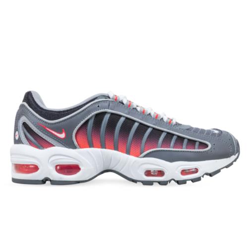 Nike Mens Air Max Tailwind IV Running Shoes