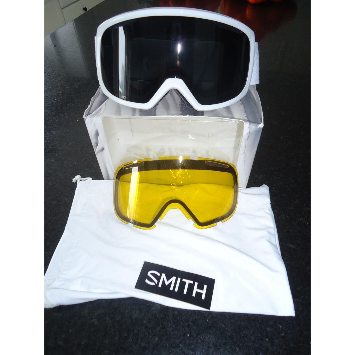 Smith Optics Riot Goggles Women`s - White Eclipse / Blackout / Bonus Lens