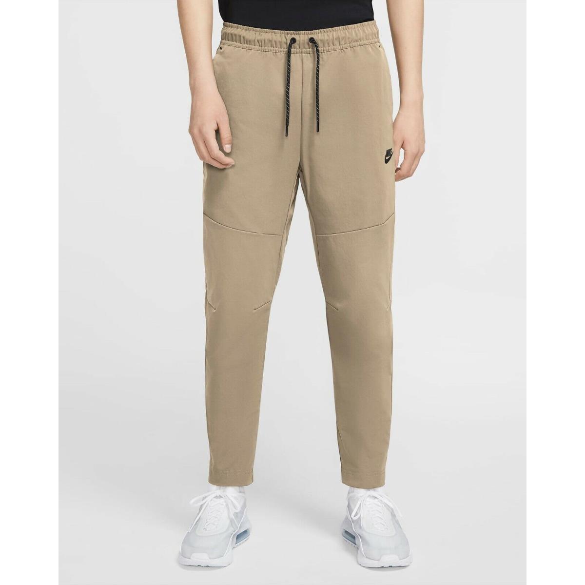 Medium - Nike Men`s Sportswear Woven Tech Pants CU4483 230