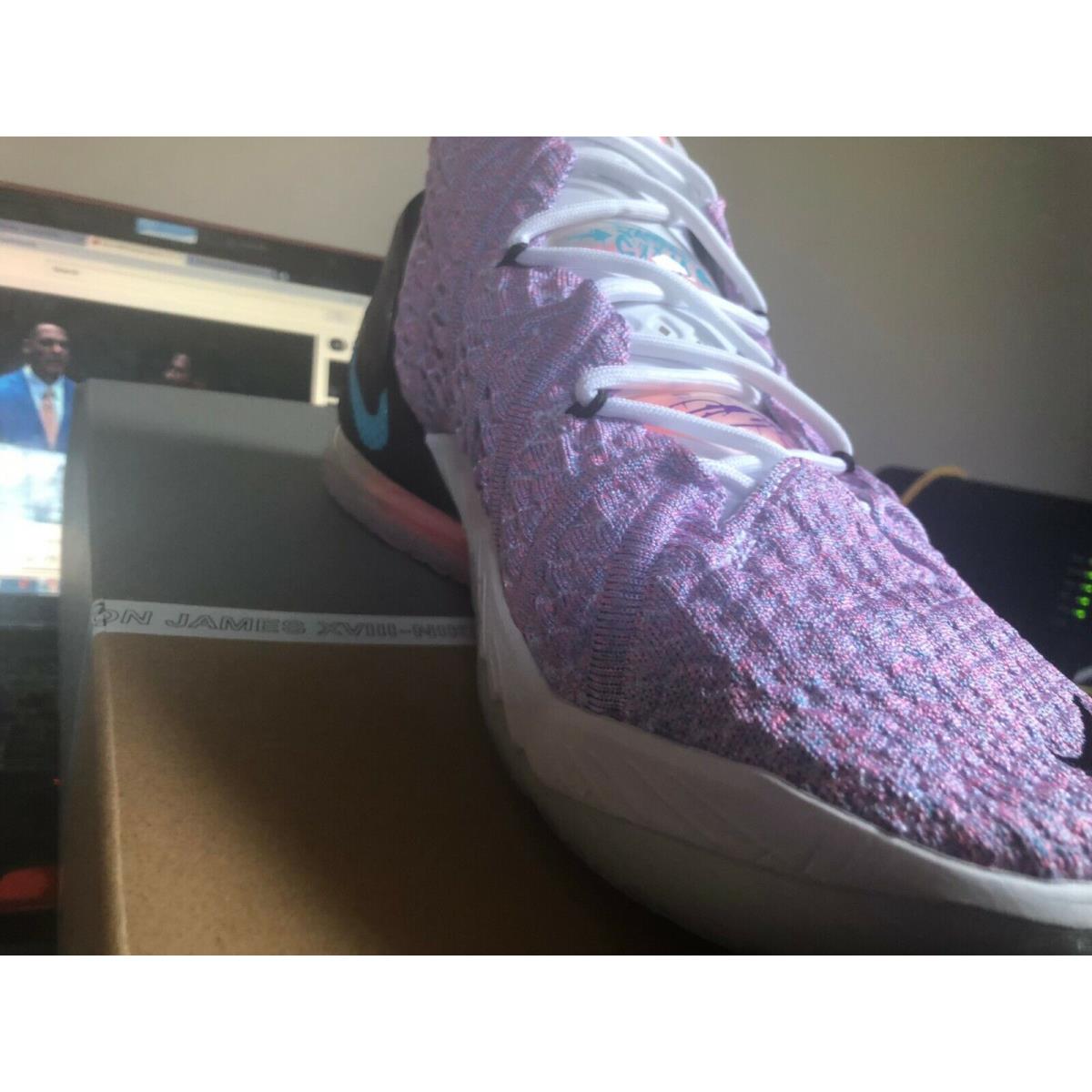 Nike shoes LeBron - Multicolor 7