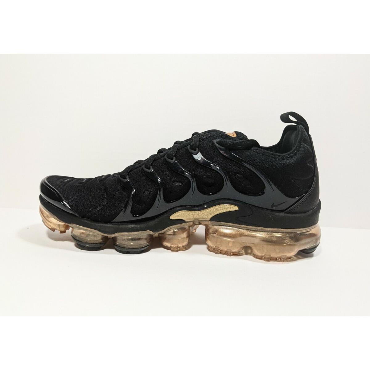 vapormax black size 8