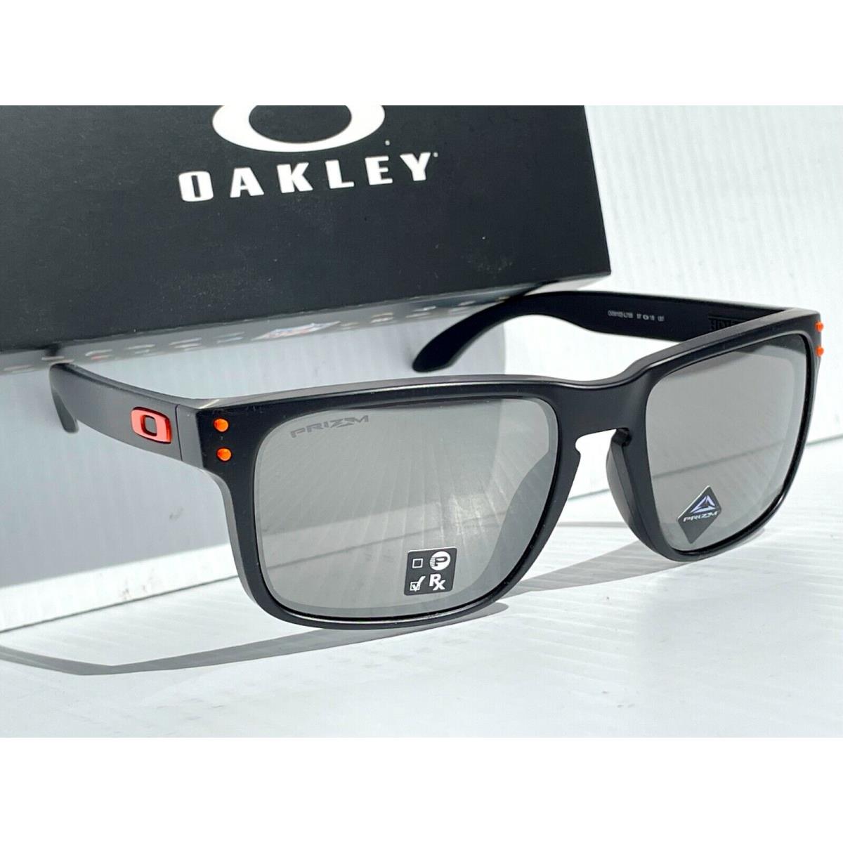 Oakley sunglasses Holbrook - Black Frame, Silver Lens 9