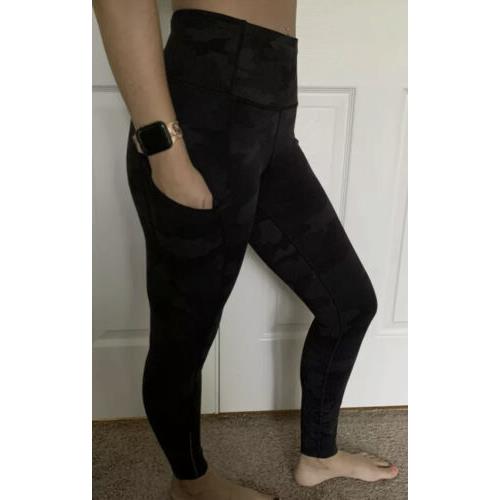 Lululemon Size 2 Fast Free HR Tight 25” Reflective Gray Camo H3DC Nulux Pant